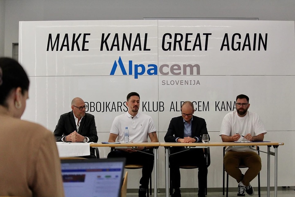 573874010_18093129886866022_6767923389746876154_n